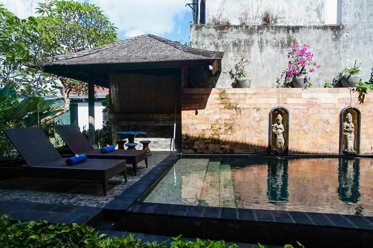 Taman Ayu Legian Hotel Экстерьер фото