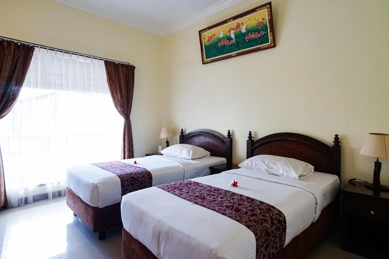 Taman Ayu Legian Hotel Экстерьер фото