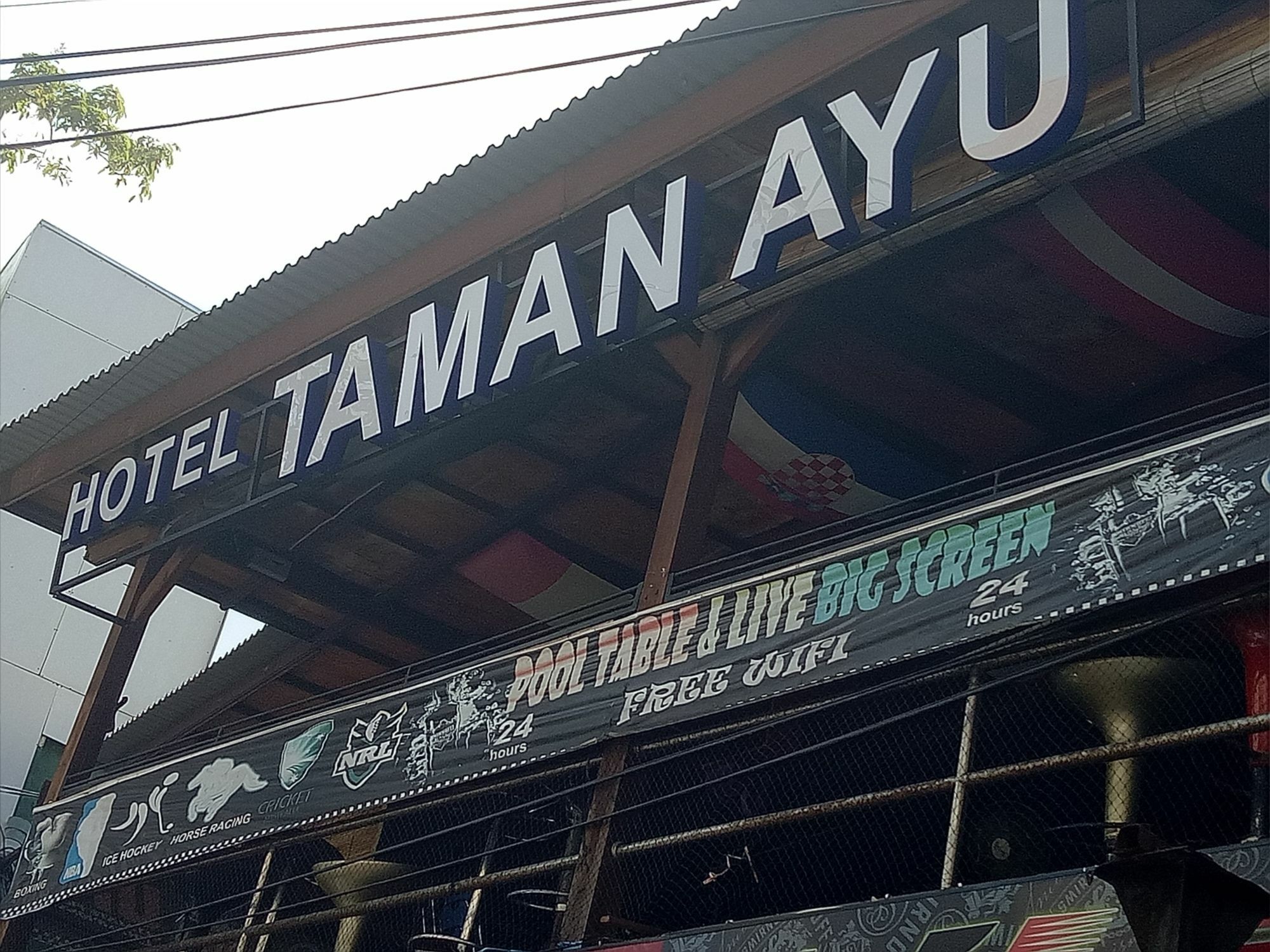Taman Ayu Legian Hotel Экстерьер фото